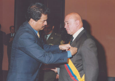 DUV102